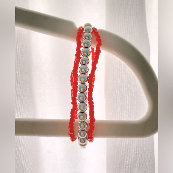 Layered bracelets (separated) - Picture 2 of 2